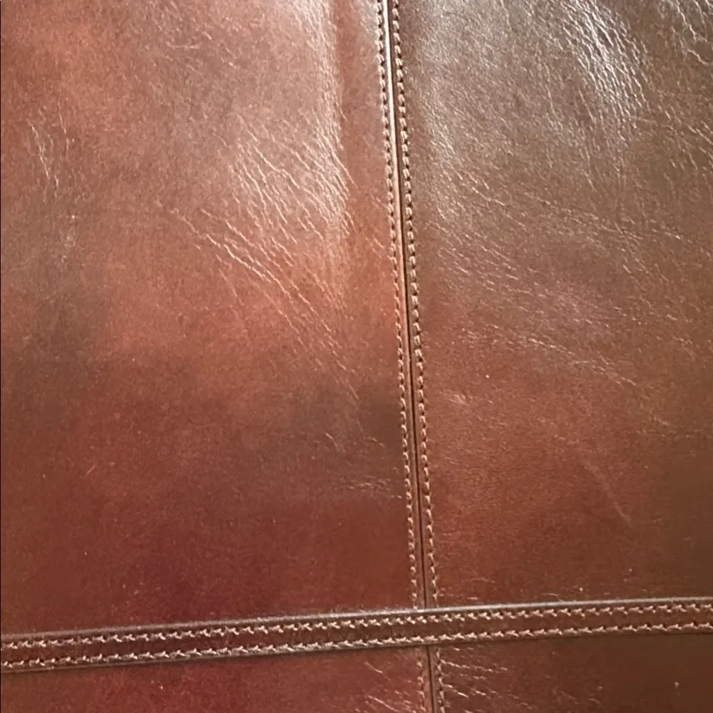 Vintage 1990’s Etienne Aigner Rich Brown Cowhide Leather Messenger Bag